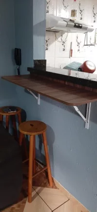 Imagem Apartamento térreo, o qual possui, 2 dormitórios, sala, cozinha, banheiro e lavandeira. Área de l...