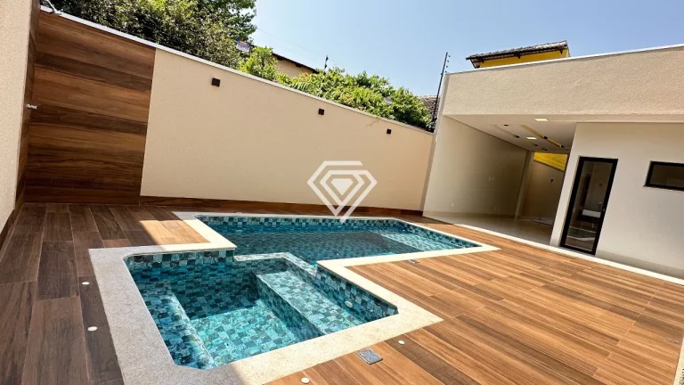 Imagem Casa 3 Suítes, 194 m² c/ Lazer na 110 Sul