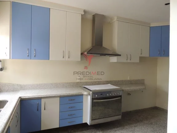 Imagem Casa com 3 suítes, 3 vagas de garagem. Imóvel de alto padrão no portal daa colinas