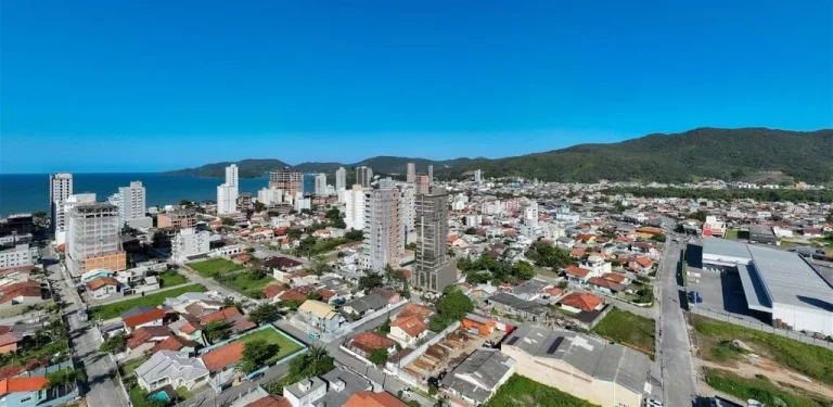 Imagem Elegance Tower - Apartamento à venda no bairro Perequê - Porto Belo/SC