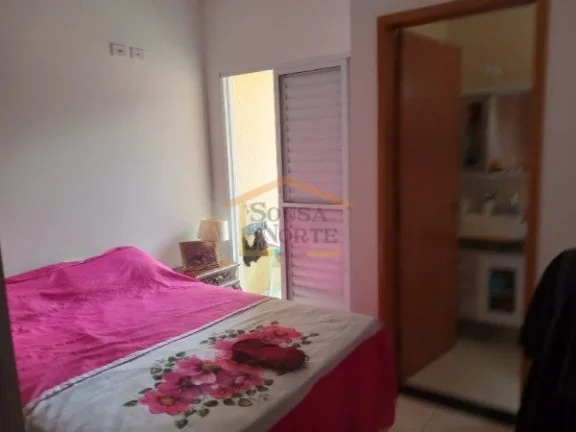 Imagem Casa em condomínio com 68m², 2 dormitórios, sendo 2 suites, 3 banheiros no total, sala para dois ...