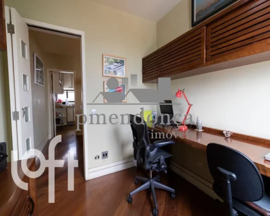 Imagem Apartamento no Alto da Lapa com 04 quartos sendo 2 suítes e 3 vagas, 123m²