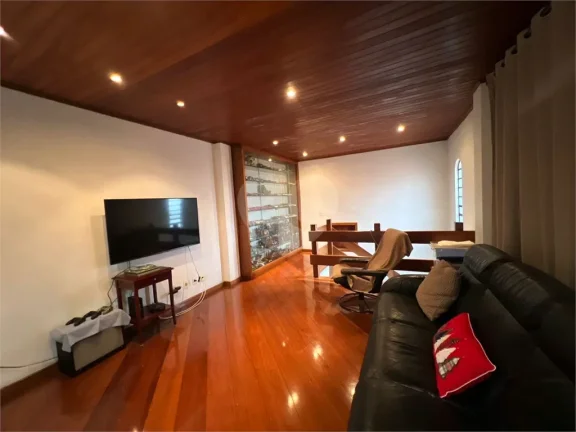 Imagem Casa à venda com 5 quartos, sendo 1 suíte, em Pirituba, São Paulo - SP