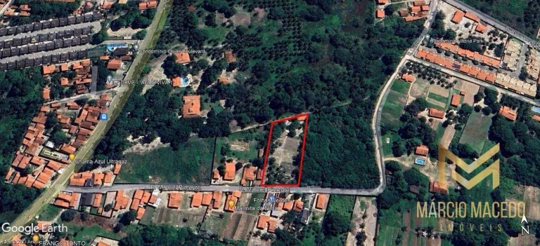 Imagem Terreno à venda, 3933 m² por R$ 980.000,00 - Lagoa Redonda - Fortaleza/CE