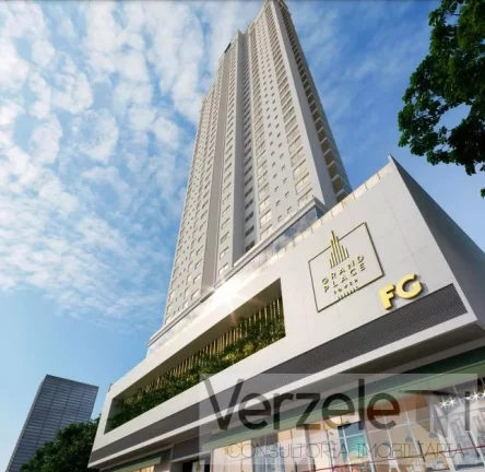 Imagem Apartamento 4 ou + dormitórios para Venda em Balneário Camboriú / SC no bairro Centro