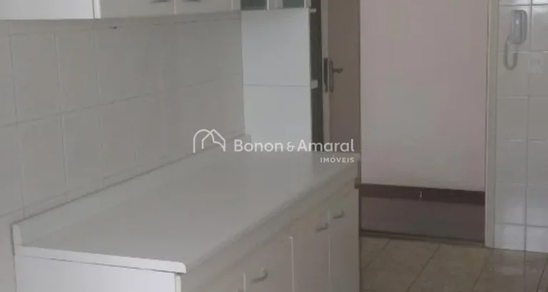 Imagem Lindo Apartamento amplo, bem conservado, excelente localização no Cambui, Living para 3 ambientes,...