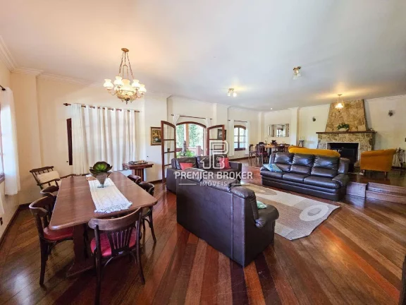 Imagem Casa à venda, 327 m² por R$ 1.550.000,00 - Albuquerque - Teresópolis/RJ