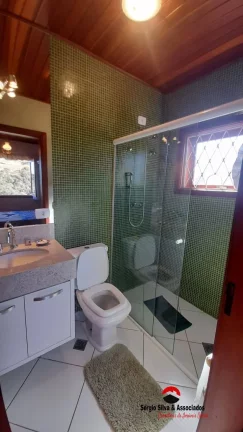 Imagem Casa a Venda na Região do Alto do Vale Encantado em Campos do Jordão - SP