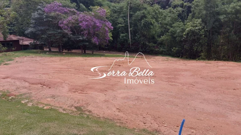 Imagem Terreno Plano em Condomínio em Corrêas, Petrópolis/RJ