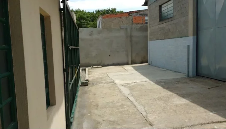 Imagem Galpão para alugar, 750 m² por R$ 15.883,33/mês - Chácaras Reunidas - São José dos Campos/SP