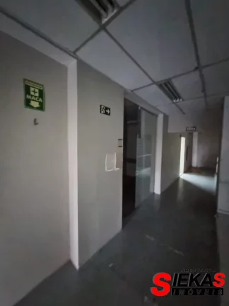 Imagem Galpão comercial de alto padrão em Vila Gomes Cardim, São Paulo-SP: 4 salas, 10 banheiros, 6 vagas de garagem, 6.100m² de área