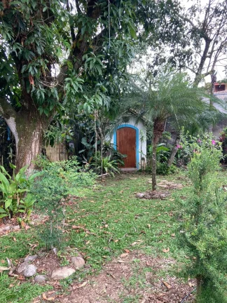 Imagem Ótima casa com 2 dts- 2 terrenos- reformada- Jardim Carolina- Ubatuba- SP