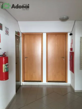 Imagem Sala comercial na Rua do Retiro, Ed. Liberal Century