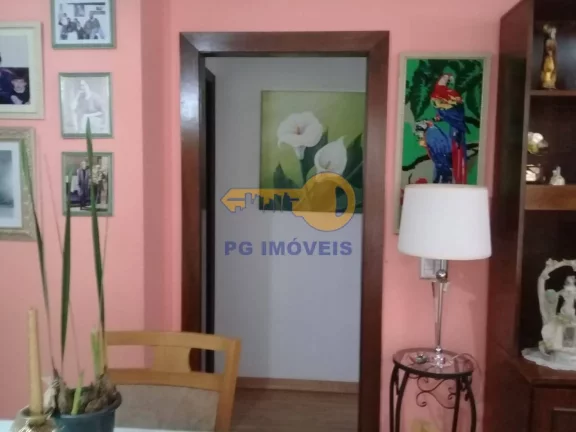 Imagem EXCELENTE CASA EM CONDOMINIO NO BAIRRO ALTO EM CURITIBA