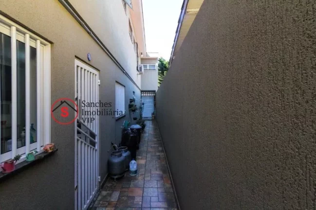 Imagem OPORTUNIDADE. SOBRADO A VENDA NA VILA BELA, PRÓXIMO A SÃO CAETANO COM 4 DORMITÓRIOS E 3 SUÍTES. PISCINA E ÁREA GOURMET COM CHURRASQUEIRA.