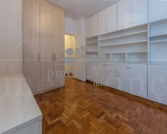 Imagem Apartamento Higienópolis com 130m² reformado, 3 quartos ( 1 suíte ) e 1 vaga.
