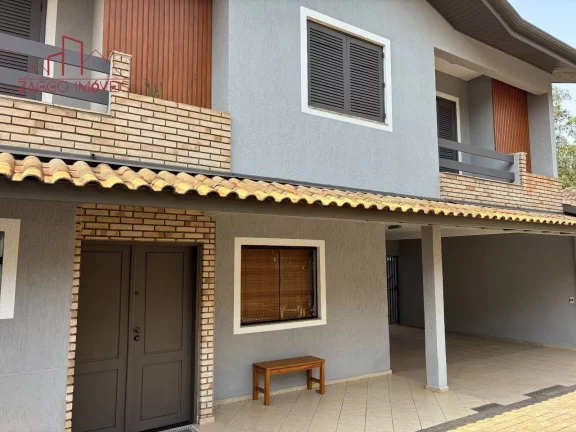 Imagem Oportunidade - Casa com piscina aquecida - 6 Dormitórios.