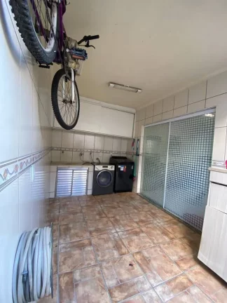 Imagem Linda Casa à Venda no Centro de Bragança Paulista