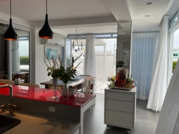 Imagem Cobertura com 3 dormitórios à venda, 250 m² por R$ 1.650.000,00 - Canasvieiras - Florianópolis/SC