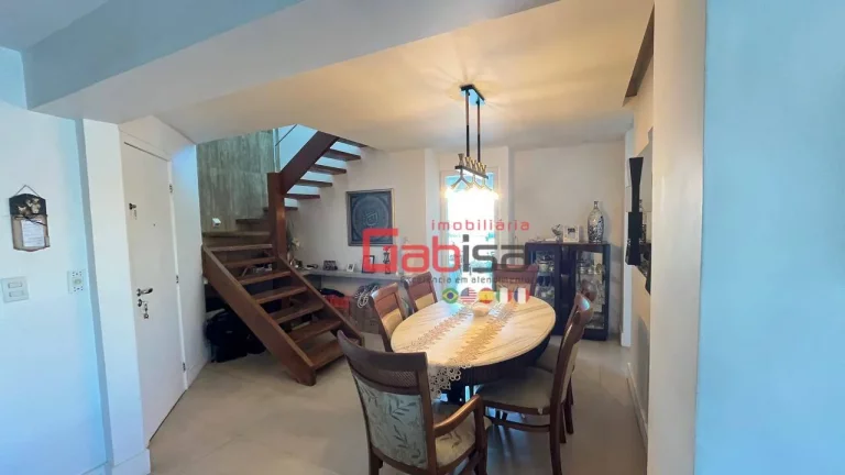 Imagem Cobertura com 4 dormitórios à venda, 130 m² por R$ 1.100.000,00 - Braga - Cabo Frio/RJ