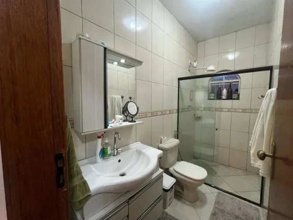 Imagem Ótima Oportunidade: Casa Espaçosa com 4 quartos no bairro Nova Suíça