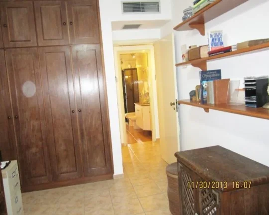 Imagem Apartamento à venda no Guarujá na Praia das Pitangueiras