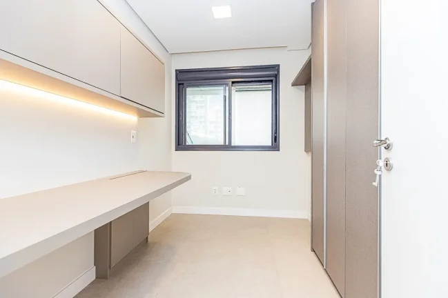 Imagem Apartamento 65M², 2Q, 1 Suíte, 2 Banheiros, 1 Vaga, Academia, Piscina, Churrasqueira, Piscina Aquecida, Salão de Festas e Jogos, Quadra, Bicicletário.