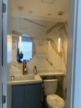 Imagem Apartamento de 45 m², com 2 dormitórios, varanda integrada com vista livre. Possui móveis planeja...