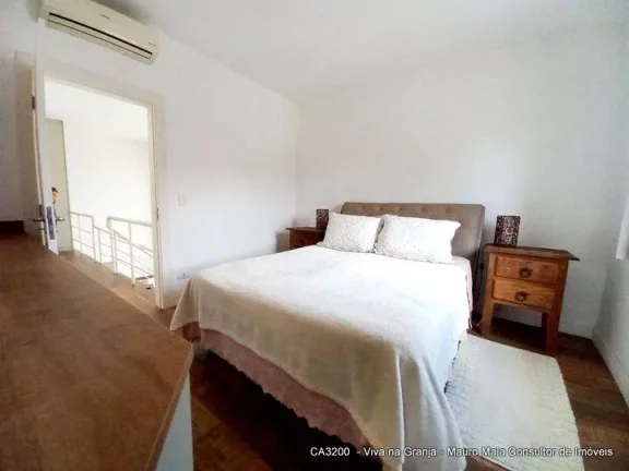 Imagem Casa com 3 dormitórios à venda, 181 m² por R$ 1.350.000 - Granja Viana.