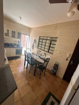 Imagem Casa com 3 dormitórios à venda, 360 m² por R$ 420.000,00 - Setor Central - Itumbiara/GO