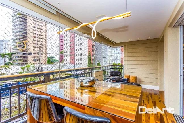 Imagem Apartamento 145m2 - 03 suítes - 04 vagas - todo mobiliado e aconchegante na melhor posição do Cabral...