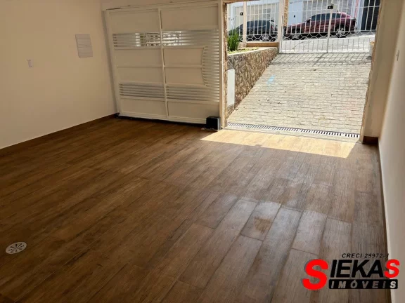 Imagem Imperdível oportunidade: Casa à venda em São Paulo-SP, no Tatuapé, com 4 quartos, 1 suíte, 1 sala, 4 banheiros, 3 vagas e 180m²!