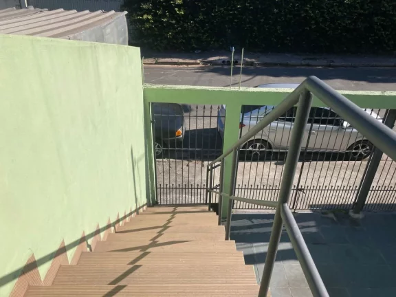 Imagem Casa com 2 dormitórios para alugar, 40 m² por R$ 1.400,00/mês - Calmon Viana - Poá/SP