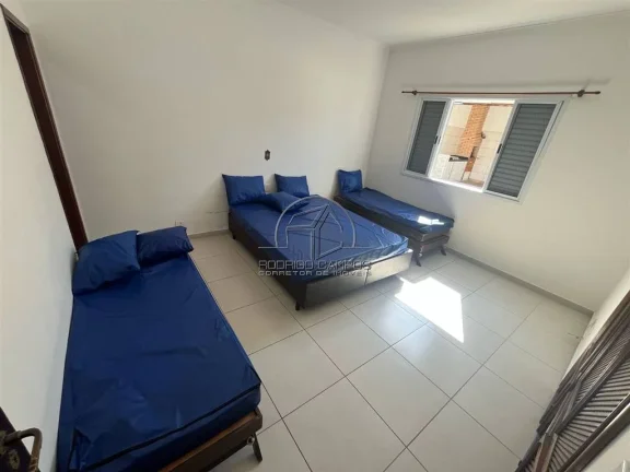 Imagem Espaçosa Casa Térrea 4 Quartos com Piscina em Agenor de Campos