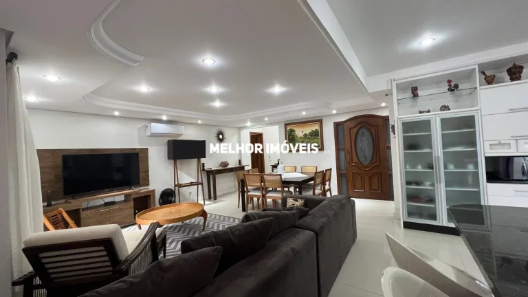 Imagem Ampla Cobertura com 263 m² no Centro de Balneário Camboriú