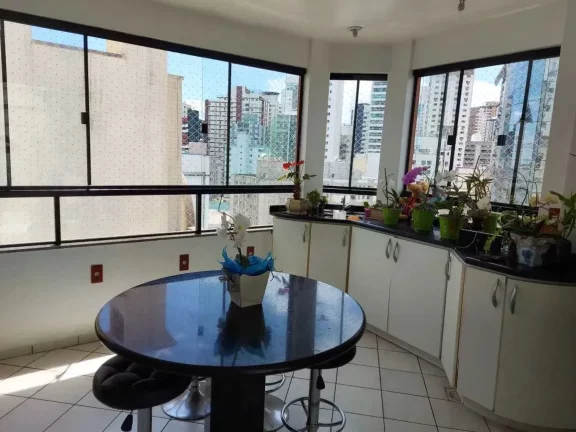 Imagem Cobertura Duplex com 5 dormitórios sendo 2 suítes e 2 vagas no Centro de Balneário Camboriú