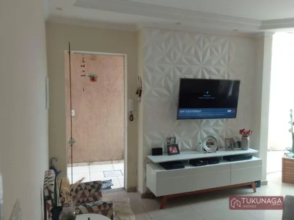 Imagem Sobrado com 3 dormitórios para alugar, 300 m² por R$ 4.360,00/mês - Jardim Alice - Guarulhos/SP