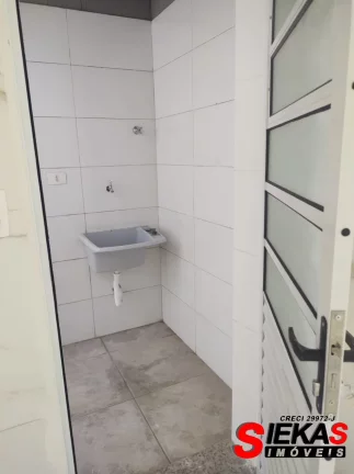 Imagem Imperdível oportunidade: Casa à venda em São Paulo-SP, Jardim Maringá! 2 quartos, 2 suítes, 1 sala, 3 banheiros, 2 vagas, 70m².