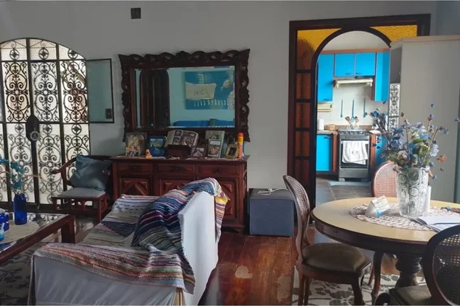 Imagem Casa com 4 quartos para venda em Campo Grande