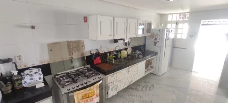 Imagem Casa Duplex em Aracaju á Venda no Bairro Farolândia. Próximo ao Hiper GBarbosa.