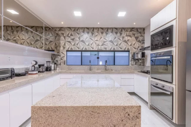 Imagem Casa de Luxo no Condomínio Costa Marina - Confira os Detalhes!