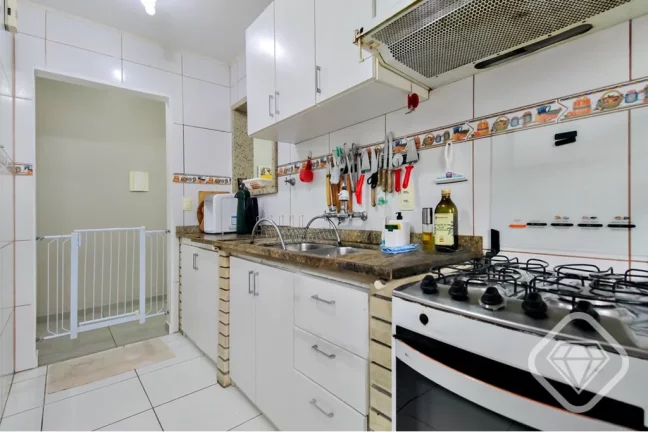 Imagem Apartamento reformado com muito charme na Otto Niemeyer, Zona Sul de Porto Alegre

Brilhante Imóvei...