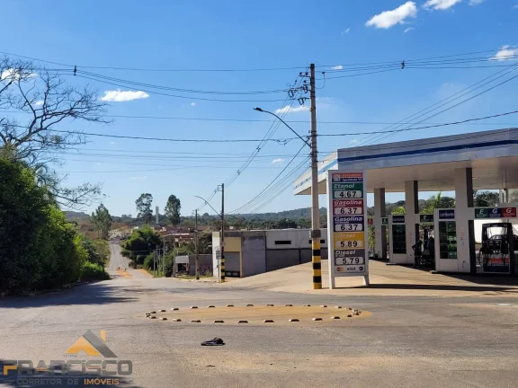 EXCELENTE TERRENO COMERCIAL EM ABADIA