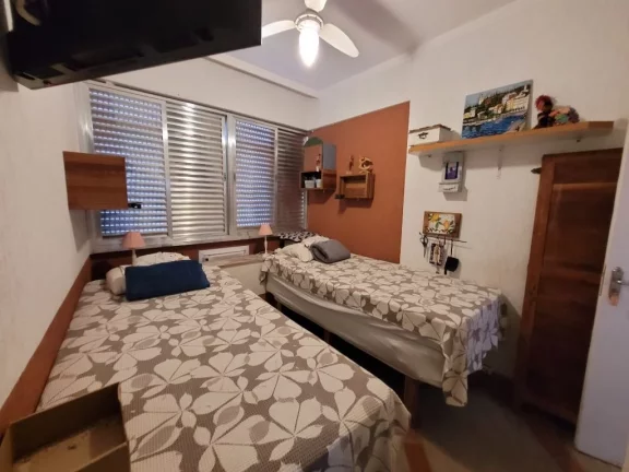 Imagem PITANGUEIRAS – CALÇADÃO, AMPLO APARTAMENTO COM 90 M² ÚTEIS, 01 VAGA DE GARAGEM NO PRÉDIO, LOCALIZAÇÃO PRIVILEGIADA.