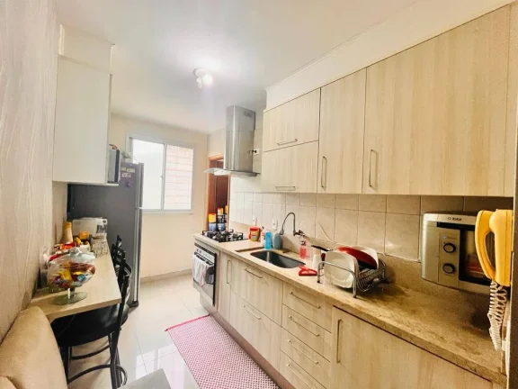 Imagem Apartamento 2 Dormitórios 1 Banheiro com armários planejados