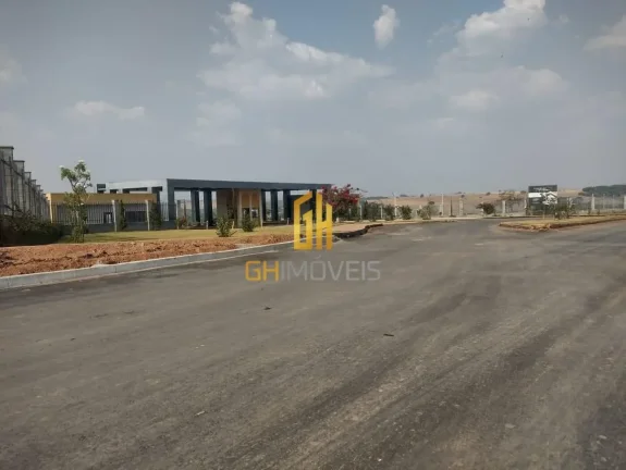 Imagem TE0097

Lote a venda em CondomÃ­nio Villa Toscana - Senador Canedo GO

- Com 1001,67mÂ²;
- LocalizaÃ...