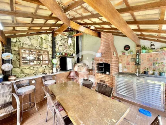 Imagem Casa com 3 dormitórios à venda, 183 m² por R$ 1.280.000,00 - Chácara Santa Lúcia - Carapicuíba/SP