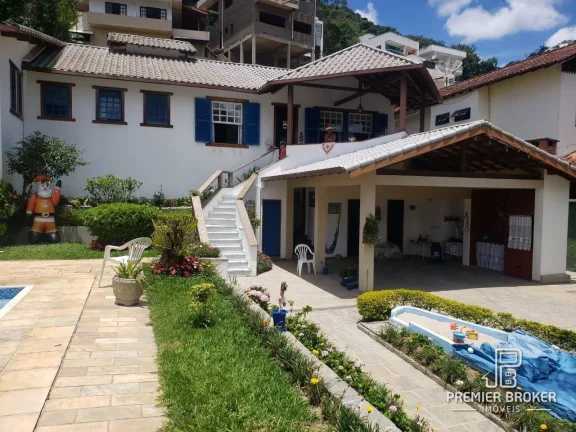 Imagem Casa à venda, 388 m² por R$ 1.250.000,00 - Tijuca - Teresópolis/RJ