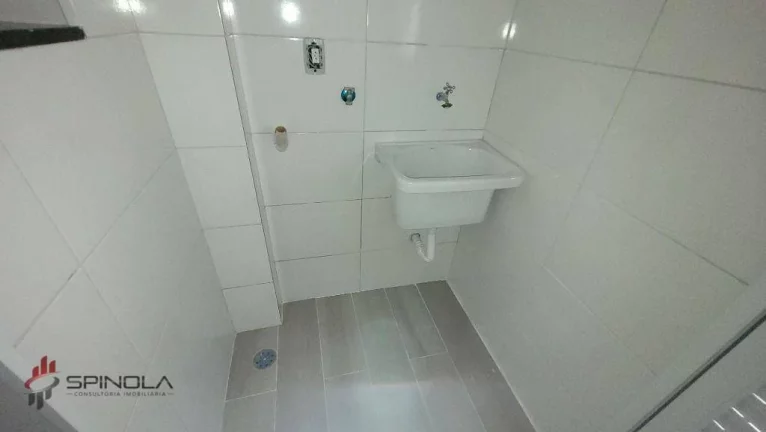 Imagem Apartamento com 2 dormitórios à venda, 61 m² por R$ 450.000,00 - Vila Guilhermina - Praia Grande/SP