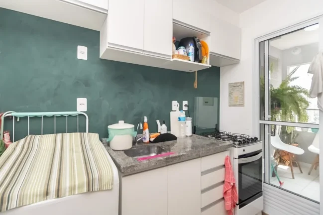 Imagem Apartamento Lapa - 31M², 2 Dorms, Sacada, Academia, Mini Mercado, Piscina, Salão de Festas e Jogos.